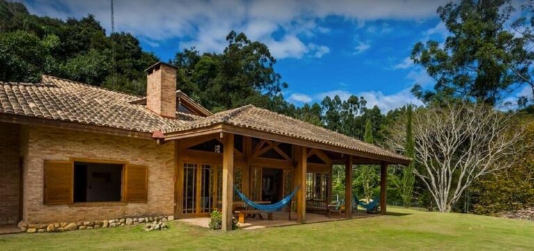 9 casas para alugar em Santo Antônio do Pinhal