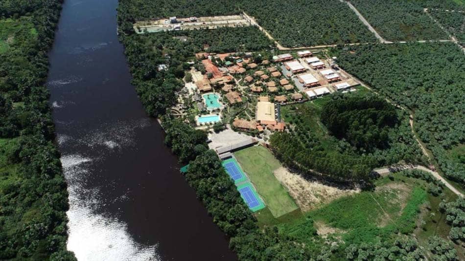 Foto aérea do resort Porto Preguiças no Maranhão