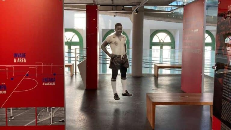 Como é visitar o Museu Pelé em Santos